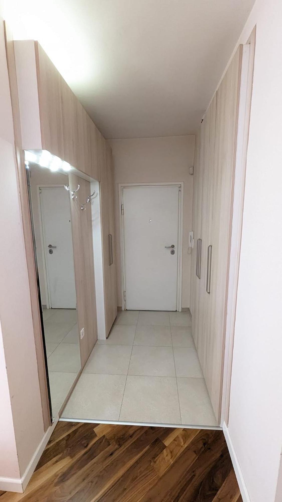 Modern And Cozy Apartment, Excellent Location, Near Sarajevo City Center, 60M2 Esterno foto